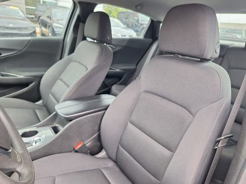 Used 2024 Chevrolet Malibu LT FWD image 10