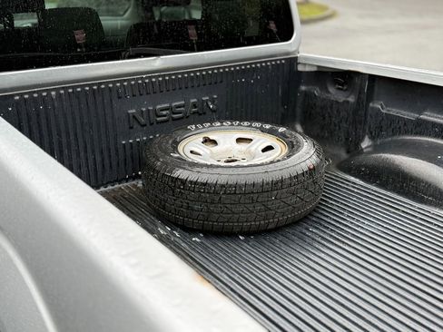 Used 2018 Nissan Frontier S image 9