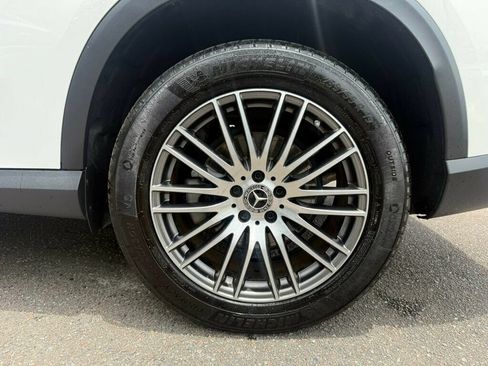 Used 2026 Mercedes-Benz GLC 300 4MATIC image 10