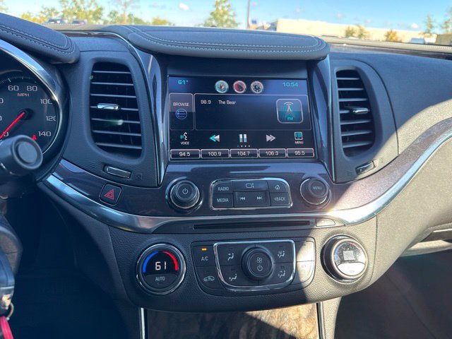 Used 2014 Chevrolet Impala LT w/ Premium Seating Package FWD image 10