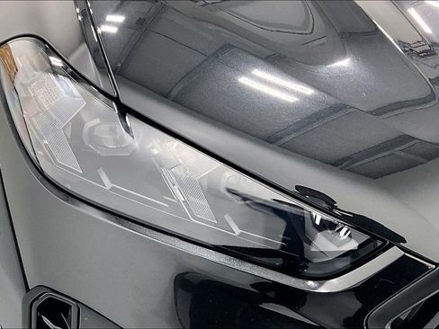 Used 2025 BMW X6 M60i w/ Climate Comfort Package image 30