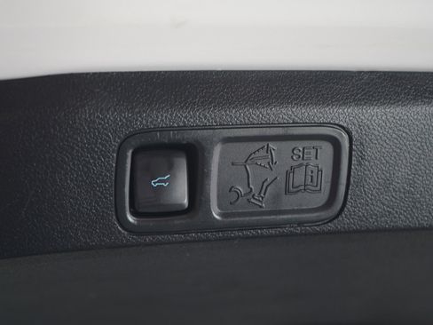 Used 2021 Ford Expedition Platinum image 12