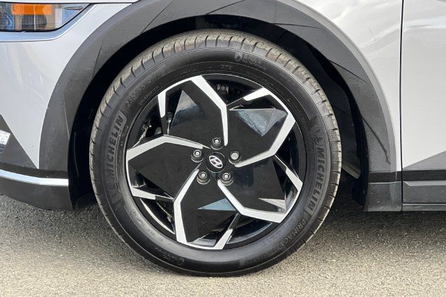 Certified 2024 Hyundai Ioniq 5 SEL RWD image 35