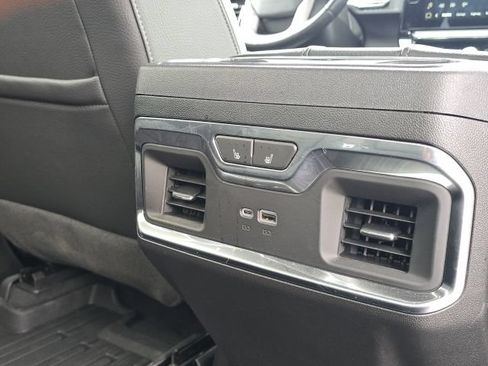 Used 2024 GMC Sierra 1500 Denali AWD/4WD image 18