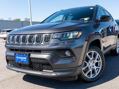 Used 2023 Jeep Compass Latitude