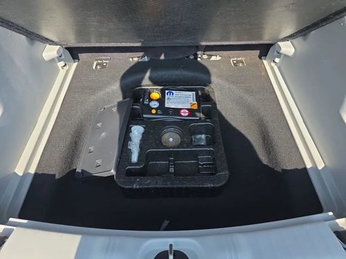 Used 2020 Jeep Compass Latitude FWD image 47
