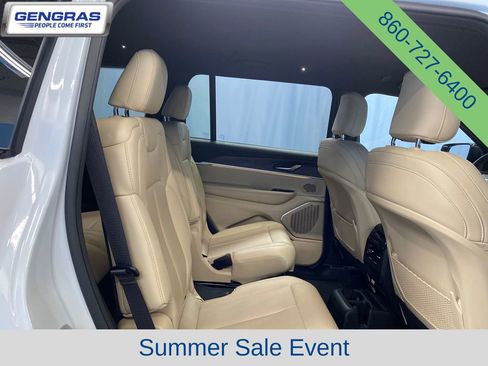 Used 2024 Jeep Grand Cherokee L Limited AWD/4WD image 39