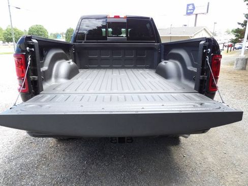 New 2026 RAM 2500 Tradesman AWD/4WD image 7