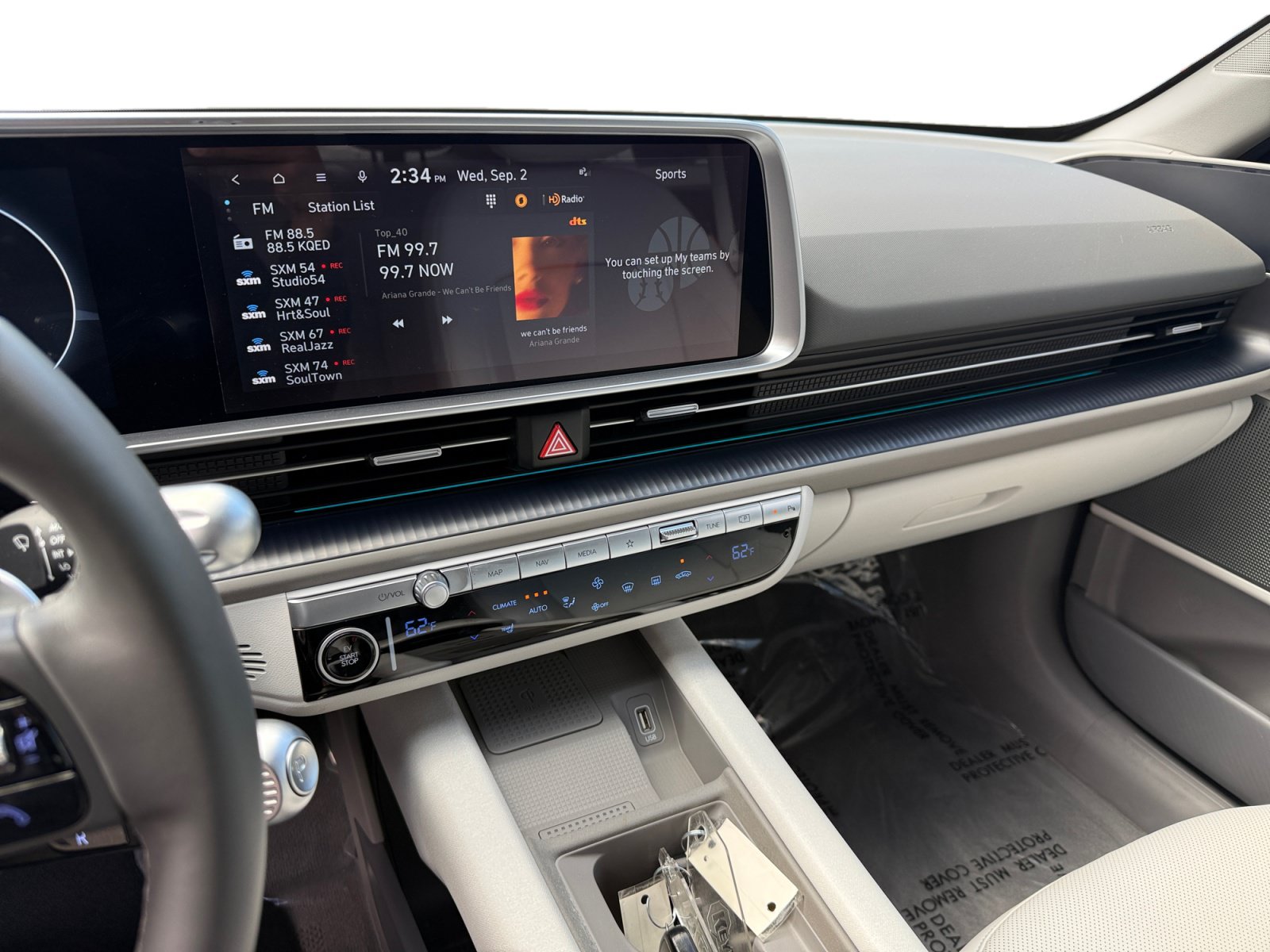 Used 2025 Hyundai Ioniq 6 SEL RWD image 12
