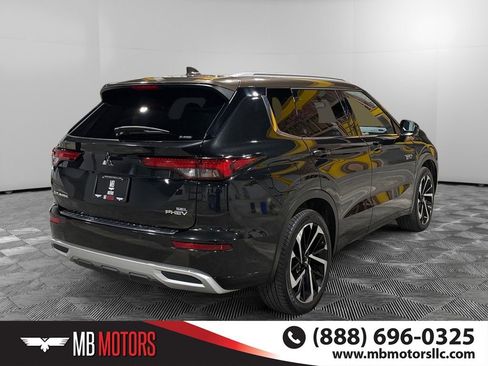 Used 2023 Mitsubishi Outlander SEL 40th Anniversary image 3