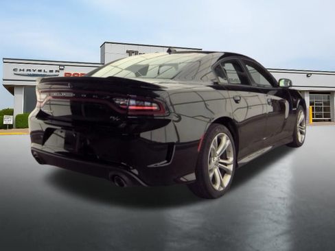Used 2022 Dodge Charger R/T RWD image 4