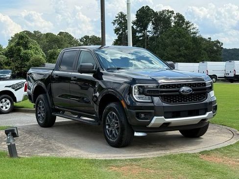 Used 2024 Ford Ranger XLT w/ Technology Package AWD/4WD image 9