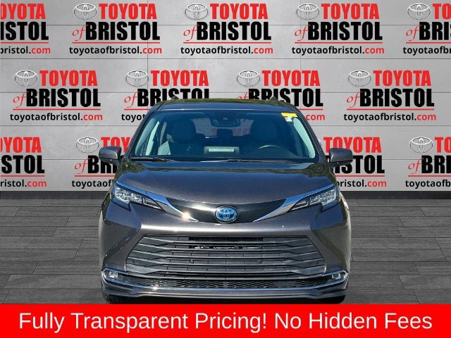 Used 2022 Toyota Sienna XLE FWD image 9