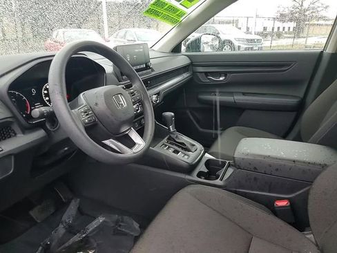 Used 2023 Honda CR-V LX image 9