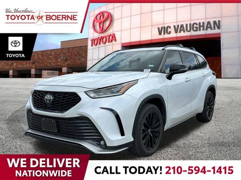 Used 2023 Toyota Highlander XSE AWD/4WD image 1