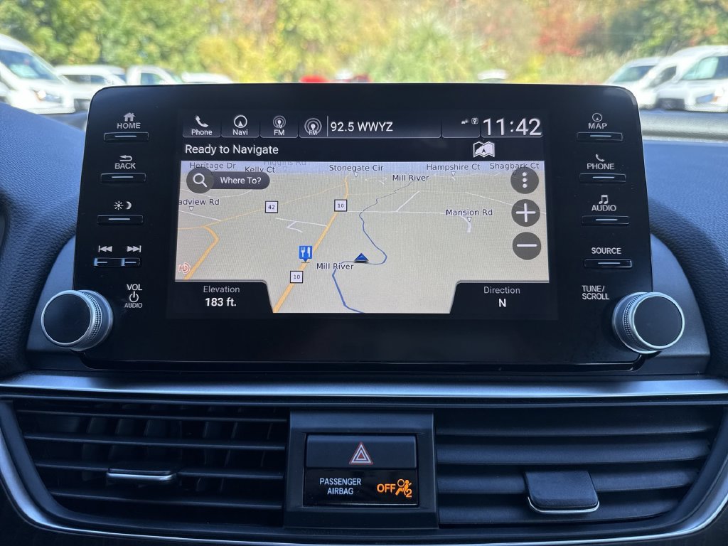 Used 2018 Honda Accord Touring image 18