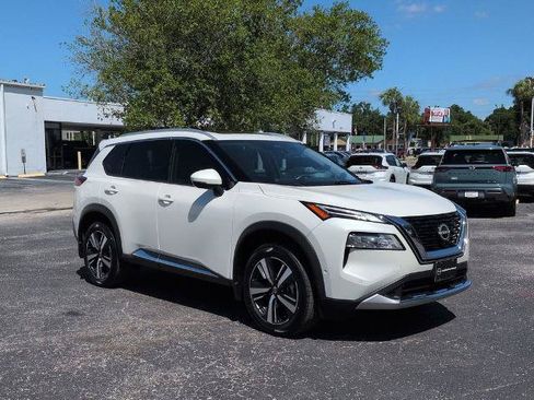 Certified 2023 Nissan Rogue Platinum w/ Platinum Premium Package AWD/4WD image 2