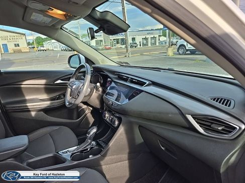 Used 2023 Buick Encore GX Preferred w/ Cold Weather Comfort Package AWD/4WD image 18