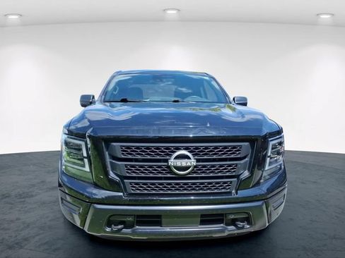 Used 2024 Nissan Titan SV w/ SV Bronze Edition Package AWD/4WD image 7