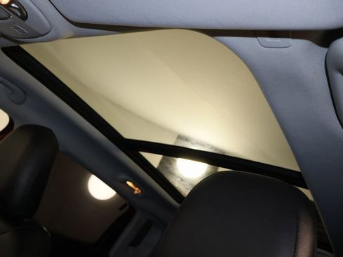 Used 2019 Jeep Compass Latitude w/ Popular Equipment Group image 25