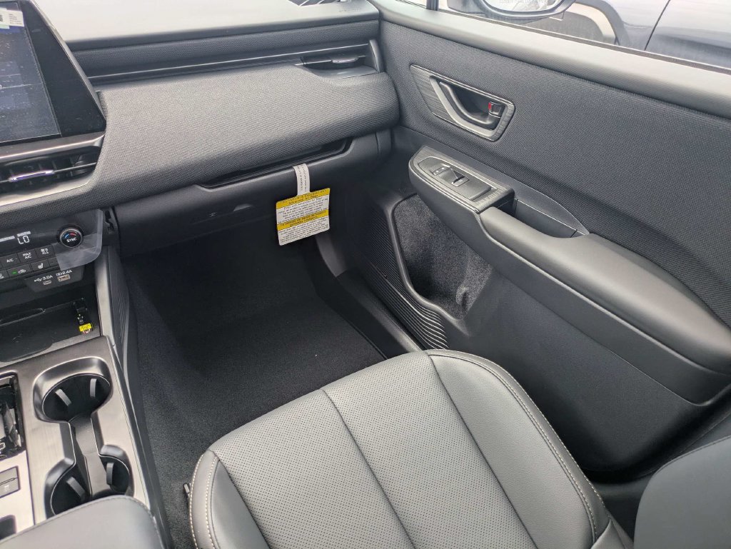 New 2026 Subaru Outback Limited w/ Premium/Limited Package AWD/4WD image 15