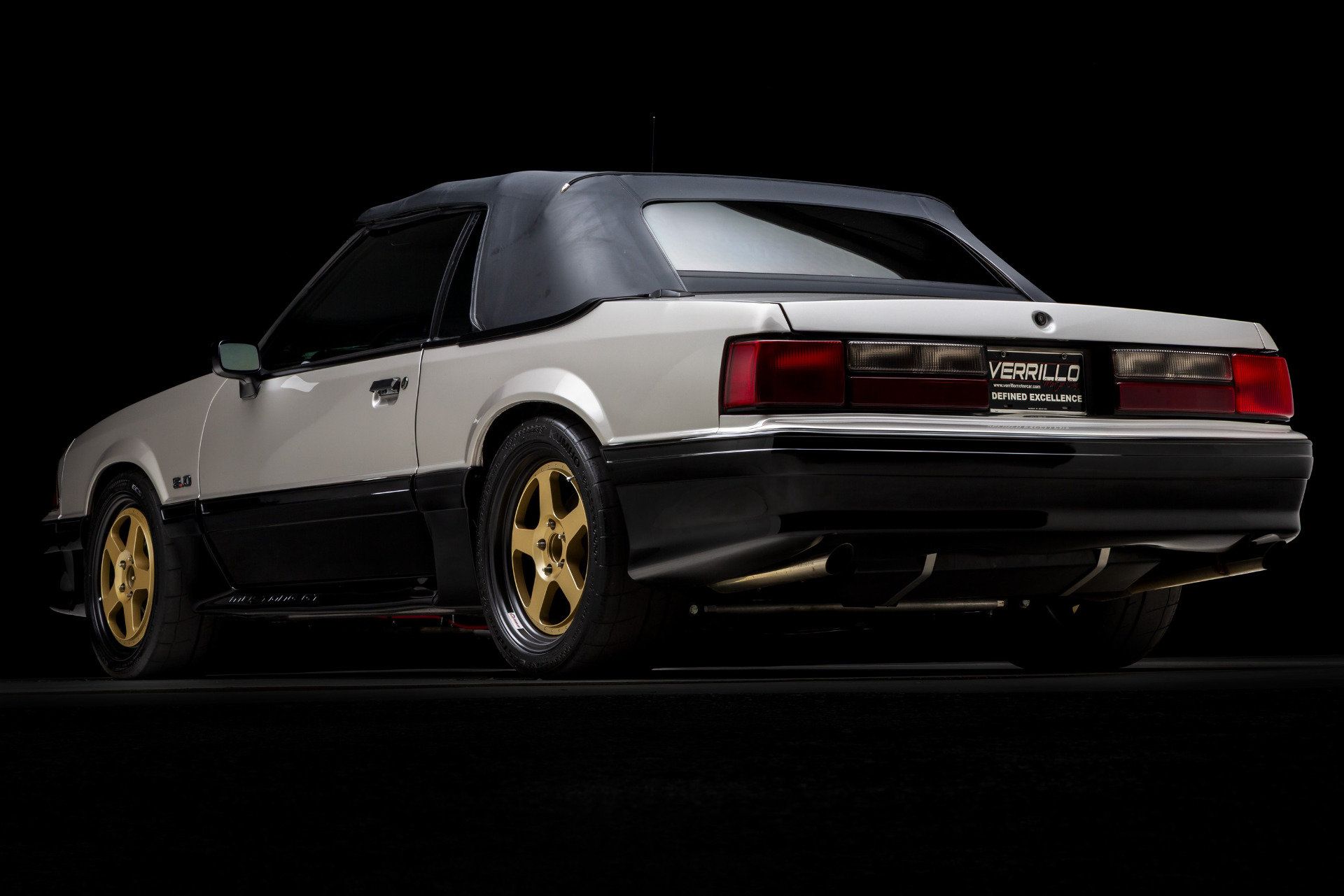 Used 1990 Ford Mustang GT RWD image 17