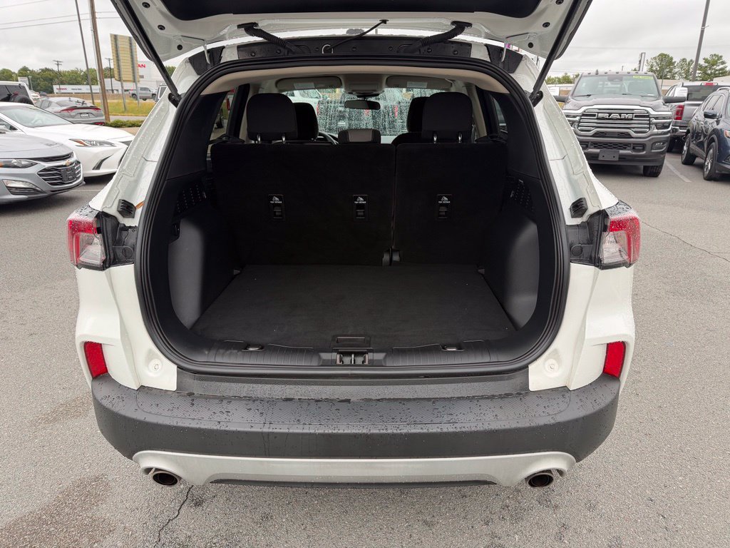 Used 2020 Ford Escape SE AWD/4WD image 9