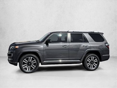 Used 2023 Toyota 4Runner Limited AWD/4WD image 4