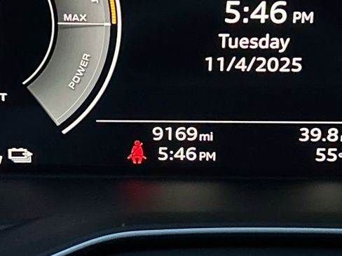 Used 2024 Audi Q5 e Premium Plus w/ Premium Plus Package image 23