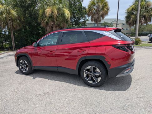 Used 2025 Hyundai Tucson SEL FWD image 6