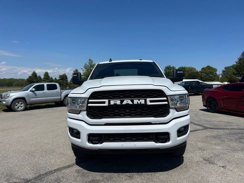 Used 2023 RAM 2500 Tradesman w/ Chrome Appearance Group AWD/4WD image 2