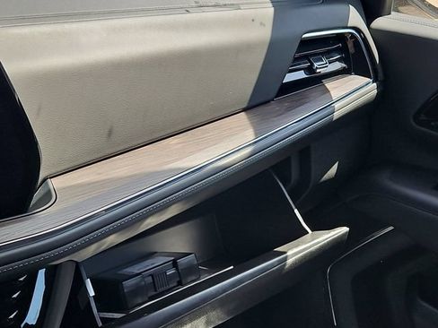Certified 2025 Chevrolet Tahoe LS RWD image 51
