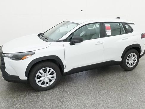 New 2026 Toyota Corolla Cross L image 2