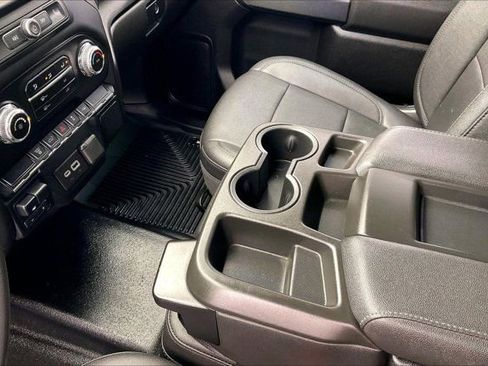 Used 2023 GMC Sierra 2500 Pro w/ Convenience Package image 16