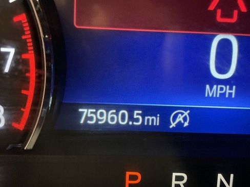 Used 2020 Ford Explorer XLT w/ Equipment Group 202A image 15