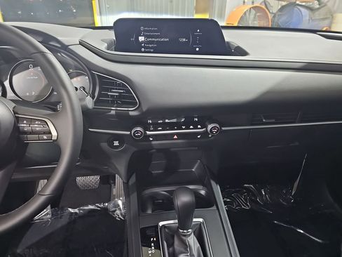 New 2026 MAZDA CX-30 AWD 2.5 S w/ Select Sport Pkg image 21