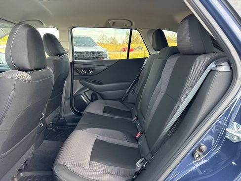 Used 2024 Subaru Outback Premium image 11