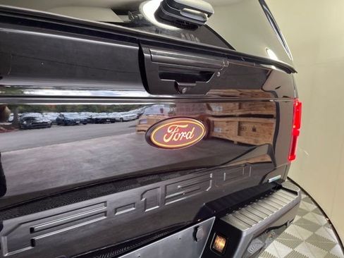 Used 2019 Ford F150 Lariat w/ Equipment Group 502A Luxury image 16