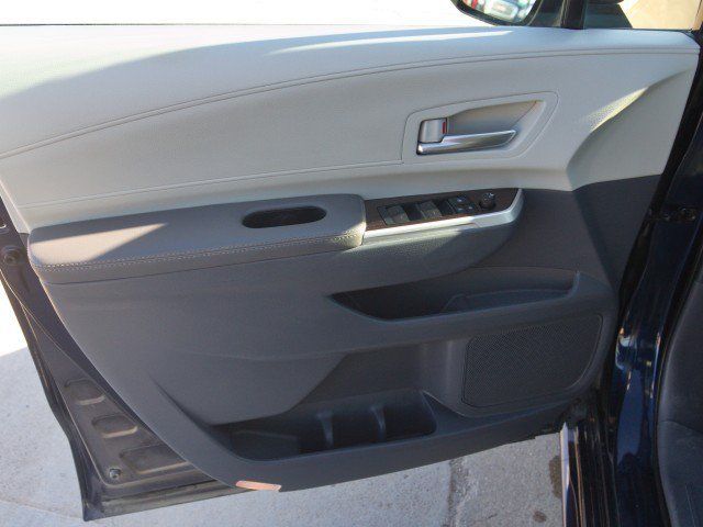 Used 2024 Toyota Sienna XLE FWD image 12