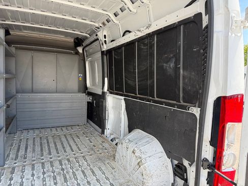 Used 2023 RAM ProMaster 2500 FWD image 21