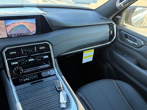 New 2026 Nissan Armada SL image 13