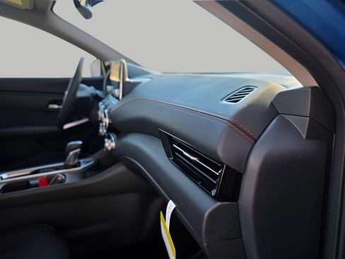 Used 2025 Nissan Sentra SR w/ Trunk Package image 22