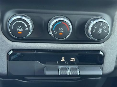 Certified 2021 RAM 1500 Big Horn AWD/4WD image 33