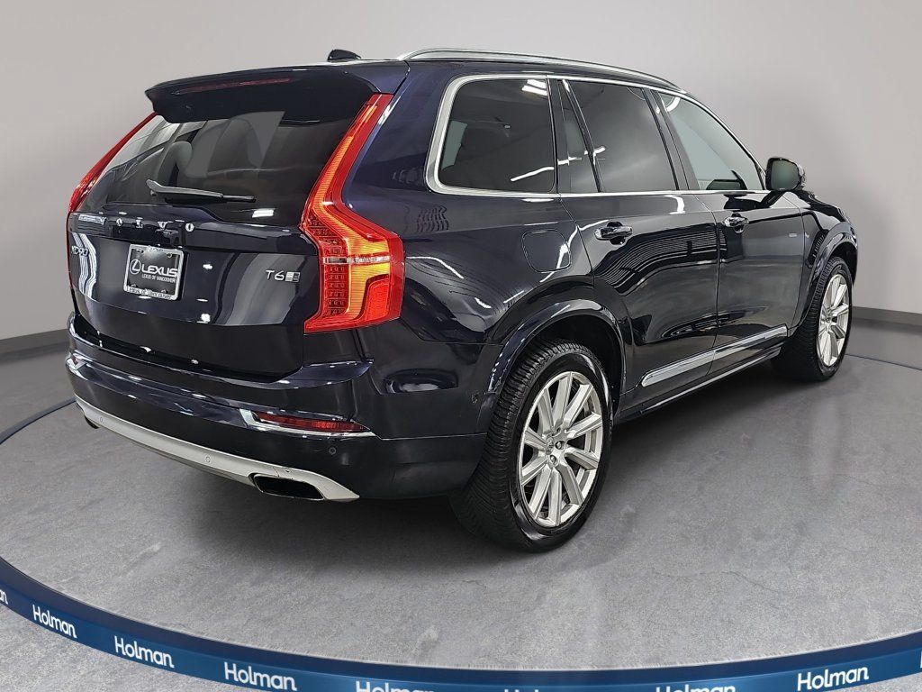 Used 2017 Volvo XC90 T6 Inscription w/ Vision Package AWD/4WD image 6