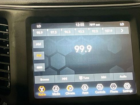 Used 2022 Jeep Cherokee Latitude Lux w/ Mopar Interior Package AWD/4WD image 14