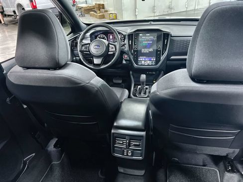 Used 2025 Subaru Forester Premium AWD/4WD image 20