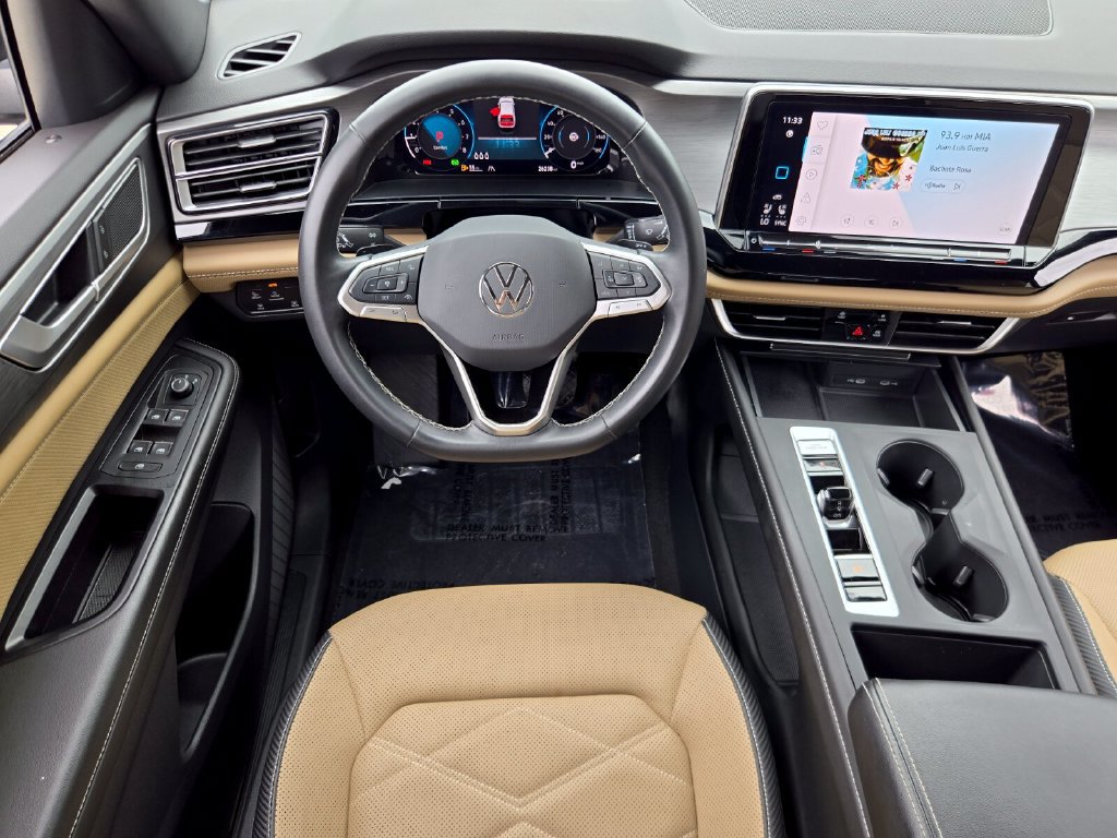 Certified 2024 Volkswagen Atlas Cross Sport SE FWD image 12