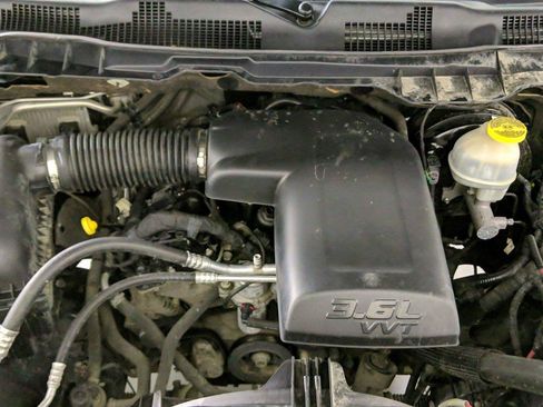 Used 2017 RAM 1500 Big Horn AWD/4WD image 16