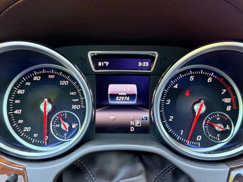 Used 2018 Mercedes-Benz GLS 550 4MATIC image 24