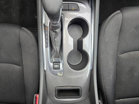 Used 2024 Chevrolet Malibu LT image 25